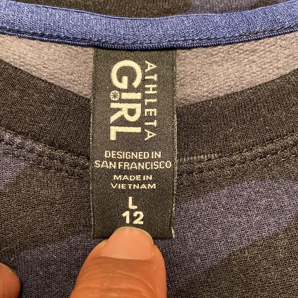 Athleta camo sweater - Picture 3 of 4